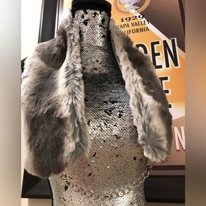 Faux CHINCHILLA Fur Neck Scarf in Greys & White (New!)